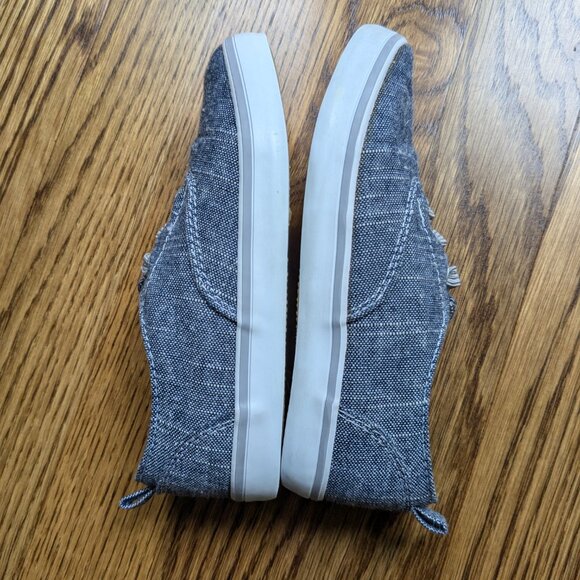 Old Navy Classic Chambray slip on shoes size 10 - Picture 6 of 9